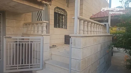  4 فيلا فاخرة للبيع في الجندويل