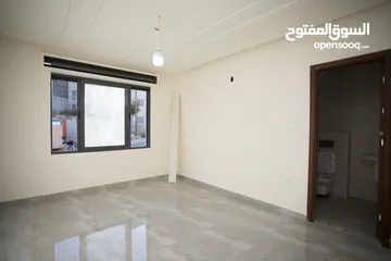  7 شقه 115م بتشطيب فاخر مع مدخل مستقل في اجمل مناطق الجبيهه للبيع كاش او اقساط