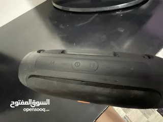  4 سماعه jbl بحاله ممتازه