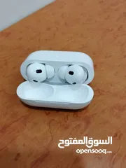  4 Oroginal Apple airpods 2 for sell. Like a new vwry good condition