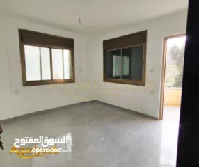  8 شقة مميزة للبيع في عين منجد شارع حنا نقارة – قرب مدرسة بال إنترناشونال