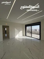  7 روف للبيع بعد كازية الهدى بالماصيون.