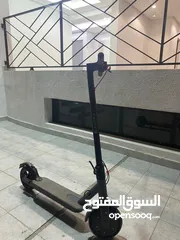  1 Scooter for sell in good condition 35 speed battery timing good 30 kilometers
