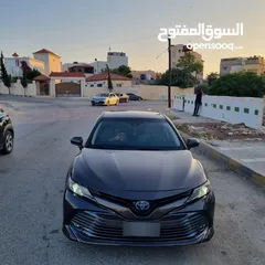  5 تويوتا كامر 2018 LE ليثيوم بلادها وارد امريكي