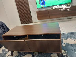  4 اثاث غرفة جلوس ،،طاولة وسط مع خزانة تلفاز معلقة للبيع