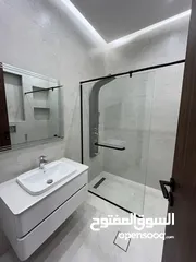  8 ارضية مع ترس في ضاحية النخيل تشطيب ملوكي و منطقة فلل