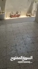  2 شقه ارضيه  للبيع