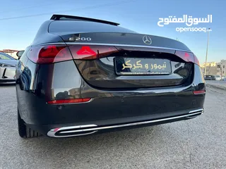  11 مرسيدس E200 غرافيت 2024 بانوراما ميموري كاميرات فرش كميل بحالة الزيرو عداد 6 الف كيلومتر فقط!!!