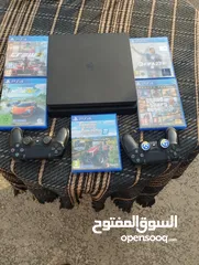 7 PS4  للبيع بحالة ممتازة جدا