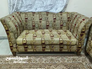  3 طقم كنب بحاله جيده خشب سويد 5سم