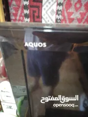  5 شاشة شارب مستعملة بحاله ممتازة
