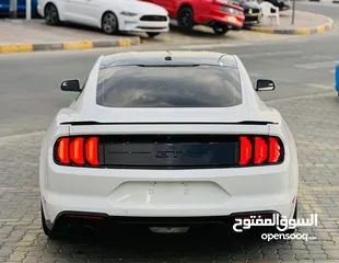  6 FORD MUSTANG GT