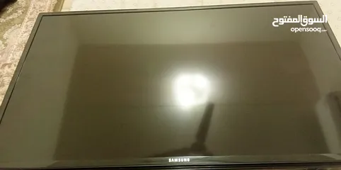  1 Samsung Tv Smart LED  Type ( ua40eh5300 )