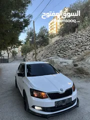  8 للبيع بدفعه 20 وشكات داخل بيت لحم او البدل سكودا فابيا 2015 بويه شركه