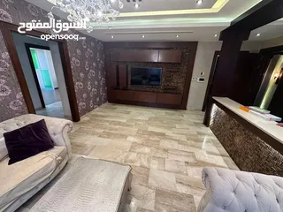  10 شقة مميزة عبدون للبيع