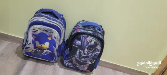  15 حقيبة اولاد مدرسية ذات جودة عالية و استعمال و حفاظ على الحقيبة بحالة ممتازة شبه جديدة و لا عيوب