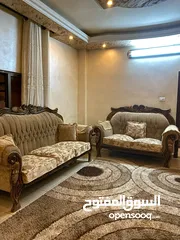  3 كنب  باللون البيج المميز للبيع بسعر مناسب