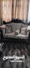  7 كنب للبيع استعمال بسيط شبه جديد  مع الطرابيزات