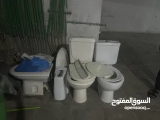  3 طقم حمام لون ابيضّ وبيج