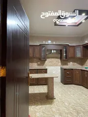  6 شقة مميزه للبيع في طبربور شارع الحج  قريب من بيت معان بسعر مغري 52000