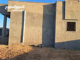  11 منزل تحت الانشاء