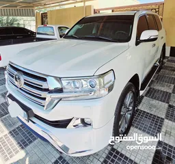  1 Toyota Land Cruiser VXR 2019