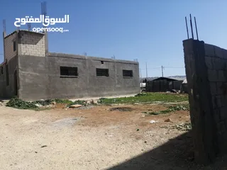  9 أرض للبيع في قرية أبو نصير او البدل
