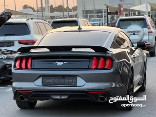  5 FORD MUSTANG EcoBoost V.4 Turbo 2022