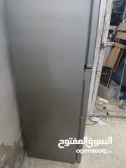  2 ثلاجة شبه جديد نضيفه جدا