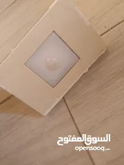  14 قطع مستعملات بتلزم واحد كهربجي بكمية كبيرة وسوقها ماشي اباريز وكبسات نواسات وغطي وعلب