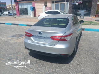  3 Toyota camry 2018 hybrid for sall