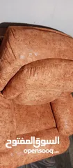  5 كنبايه ريكلاينر اليدويه مريحة جداً للبيع بحالة ممتازة جداً كأنها جديدة ستعمال خفيف جداً