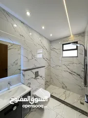  16 شقة فخمة طابق اخير + مع روف