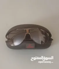  1 نظارة كاريرا وارد الامارات  بحالة ممتازه
