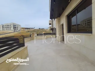  2 شقة ارضية مع ترس للبيع في رجم عميش بمساحة بناء 193م