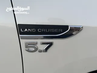  9 Toyota Land Cruiser 2016 Gx-r 5700CC V8 بحالة الوكالة الفحص: 7 جيد بدون ملاحظات