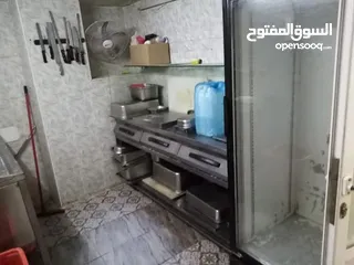  13 بيع عده مطعام شاورما كامله شبه جديده