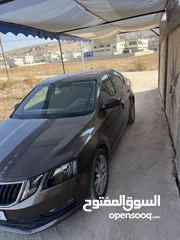  2 اسكودا اكتافيا 2019 بنزين مطور1400للبيع