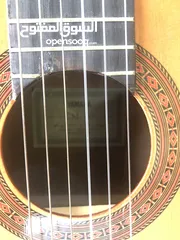  4 للبيع :جيتار  Yamaha  Cm-40  حاله ممتازه