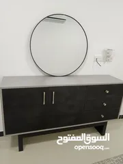  1 طاوله كونسول راقيه جدا