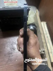 2 أيفون 12برو ماكس مستعمل بحاله جيده في شخط خفيف بشاشة مش مأثر بطاريه 77 الجهاز مش مفتوح