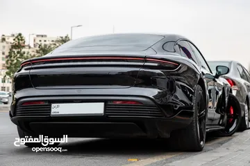  3 Porsche Taycan 2021  كهربائية بالكامل  Full electric   السيارة بحالة ممتازة