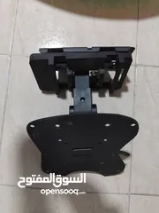  8 شاشة BenQ شغاله ميه بليه للبيع 30 دينار مع وصلة hd  وشاشه ثانيه نوعها Nihon كانت شغاله وطفت فجأه بتت