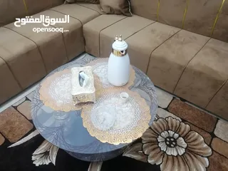  1 طقم كنب كورنر لون عسلي مع بفه استخدام عرسان شهرين فقط ما صار نصيب