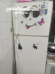  1 تلاجة للبيع