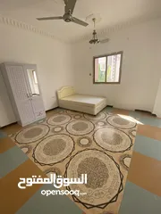  6 غرف مفروشة للموظفين العمانين في الخوض قرب دوار نماء وسوق الخوض / شامل