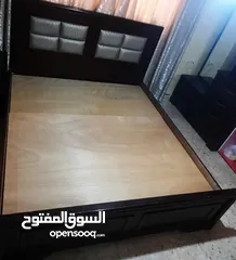  1 تخت مجوز للبيع