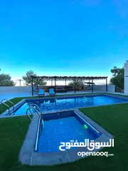  12 ڤيلا بوليڤارد دبين boulevard dibeen  مع اطلالة ساحرة على غابات دبين