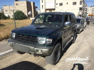  2 جب باجيرو أوتوماتيك موديل 2000