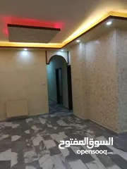  11 شقة فارغة - الصويفية - 3نوم - 135م